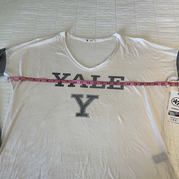 Yale Large Baseball Long Sleeve Shirt White Gray Oversized NWT V Neck - Picture 4 of 5